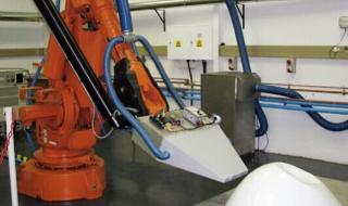 熊孩子用激光照飞机 熊孩子用激光照飞机