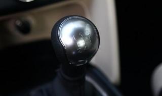 新车磨合期怎么开