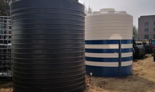 4吨塑料储罐 4吨塑料储罐