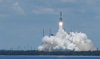 数万人看问天发射