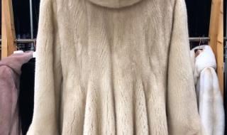 佟二堡皮草广场 佟二堡皮草广场