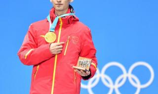 短道速滑姑娘们领奖 短道速滑姑娘们领奖