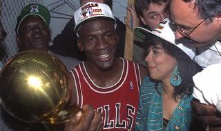 nba场均得分最高的是谁 nba场均得分最高的是谁